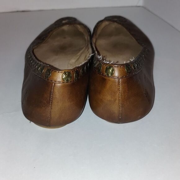 Frye Emma Honeycomb Studded Flats size 8 - Picture 2 of 9